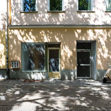 2 Bedroom In Great Location In Kreuzberg Берлин Екстериор снимка