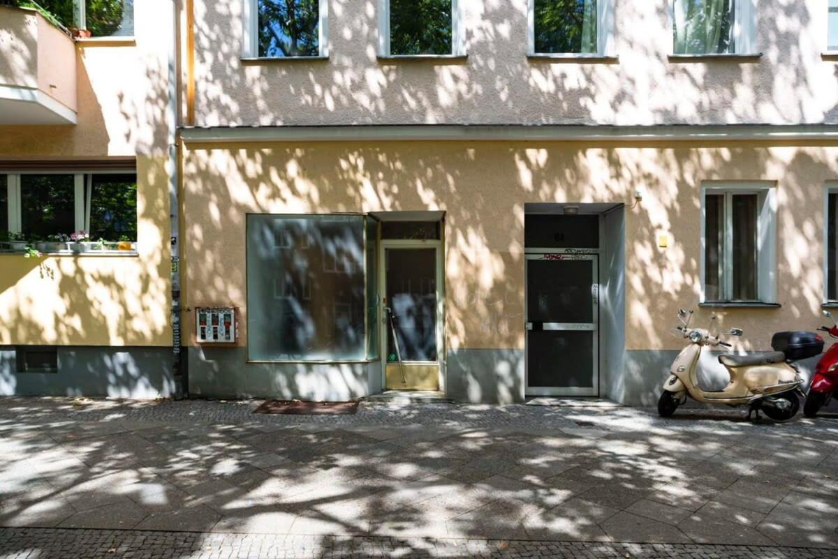 2 Bedroom In Great Location In Kreuzberg Берлин Екстериор снимка
